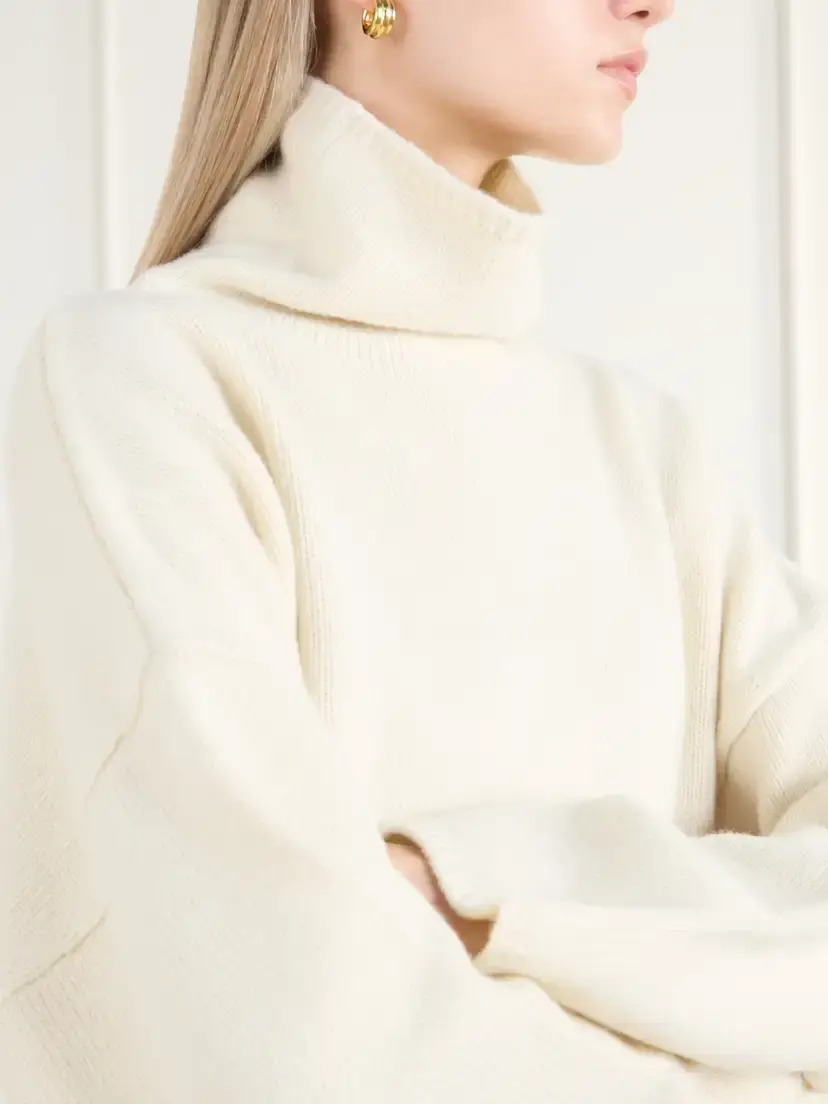 Almada Amie Merino Wool And Cashmere Turtleneck Sweater | Thumbnail 5 Almada Amie Merino Wool And Cashmere Turtleneck Sweater | Thumbnail 5