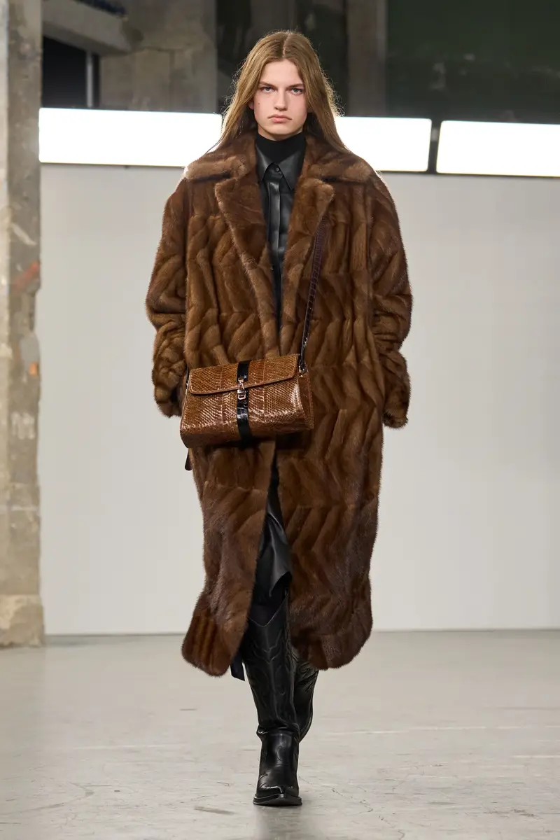 Gabriela Hearst Andal Coat in Mahogany Recycled Mink Fur | Thumbnail 2 Gabriela Hearst Andal Coat in Mahogany Recycled Mink Fur | Thumbnail 2