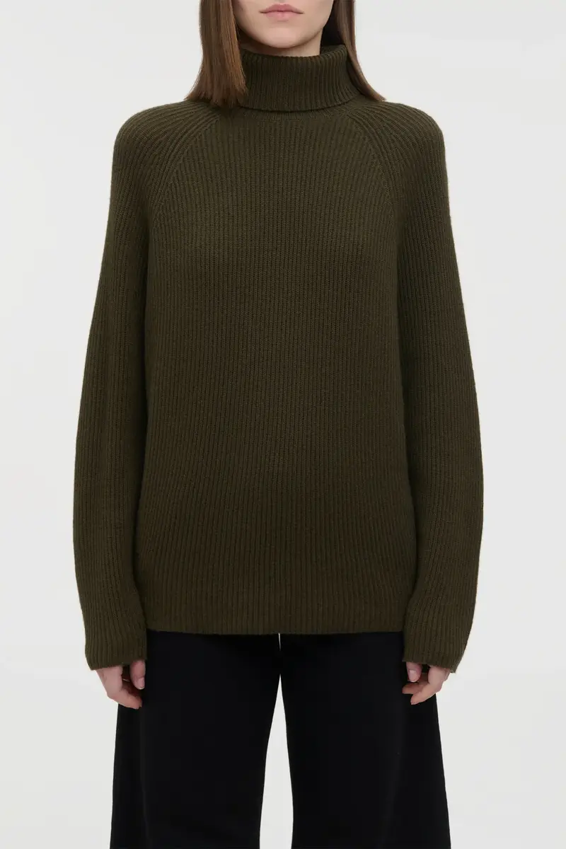 Gabriela Hearst Wigman Knit Turtleneck Sweater in Deep Olive Cashmere | Thumbnail 2