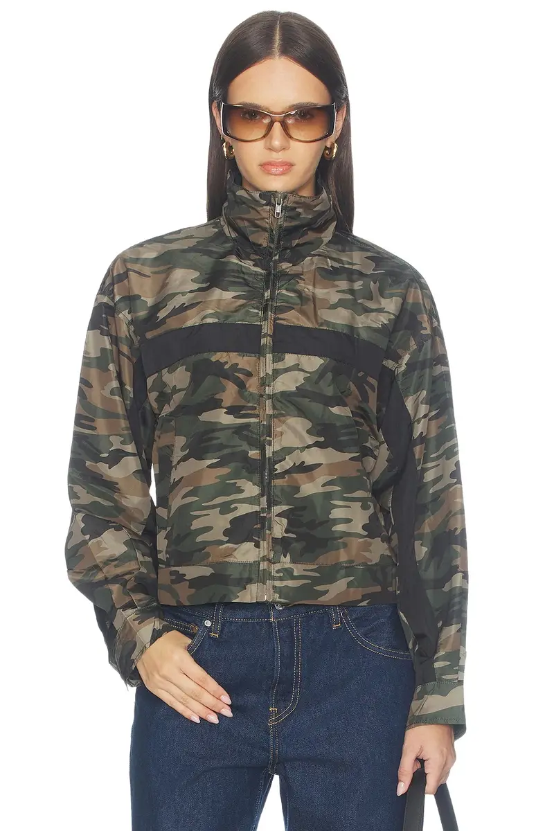 Essential Windbreaker Essential Windbreaker