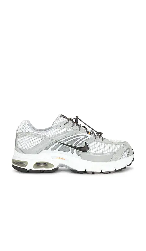 Nike Air Max Moto 2K Sneaker