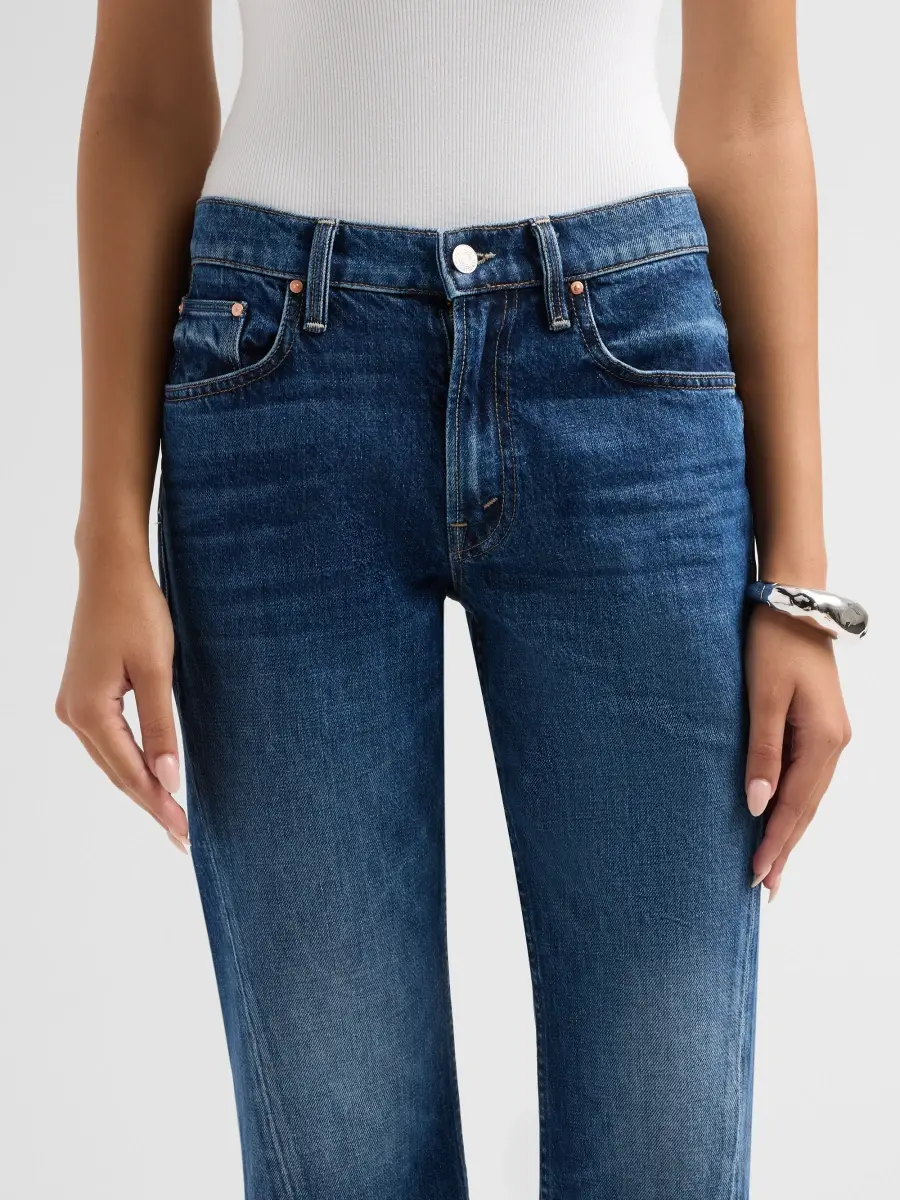 Mother Women's Lil' Bookie Twist Sneak Jeans | Thumbnail 5 Mother Women's Lil' Bookie Twist Sneak Jeans | Thumbnail 5
