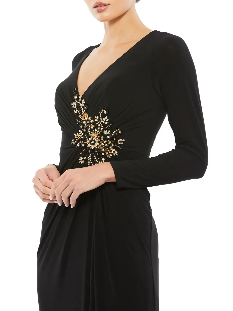 Mac Duggal Women's Appliqué Long-Sleeve Gown | Thumbnail 3