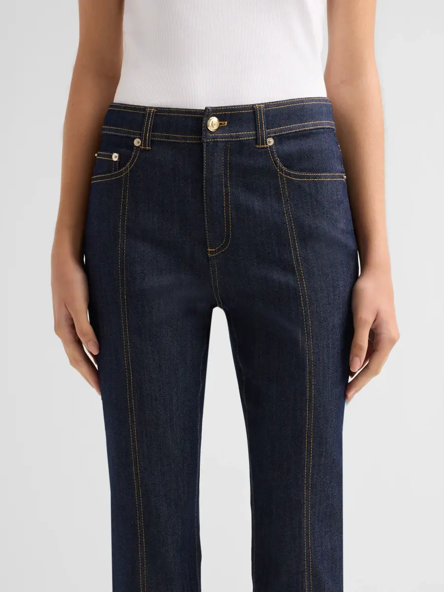 Cinq à Sept Women's Maggie Crop Jeans | Thumbnail 5 Cinq à Sept Women's Maggie Crop Jeans | Thumbnail 5