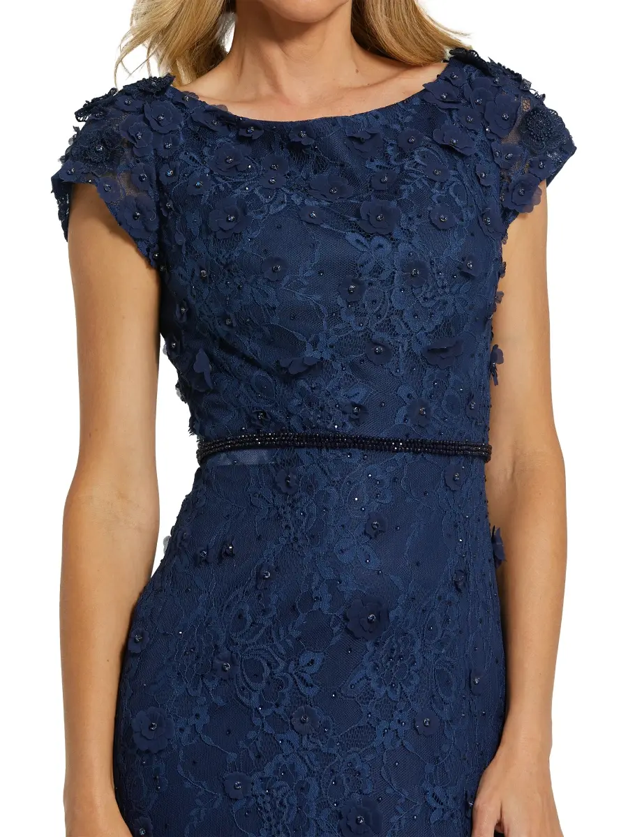 Mac Duggal Women's Petite Floral-Appliquéd Trumpet Gown | Thumbnail 3 Mac Duggal Women's Petite Floral-Appliquéd Trumpet Gown | Thumbnail 3