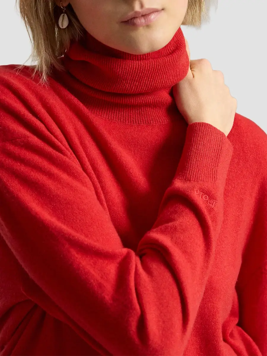 Polo Ralph Lauren Women's Cashmere Turtleneck Sweater | Thumbnail 5 Polo Ralph Lauren Women's Cashmere Turtleneck Sweater | Thumbnail 5