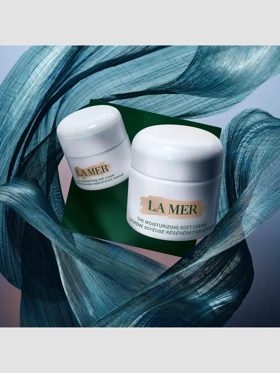 La Mer 2-Piece Moisturizing Skincare Set | Thumbnail 3