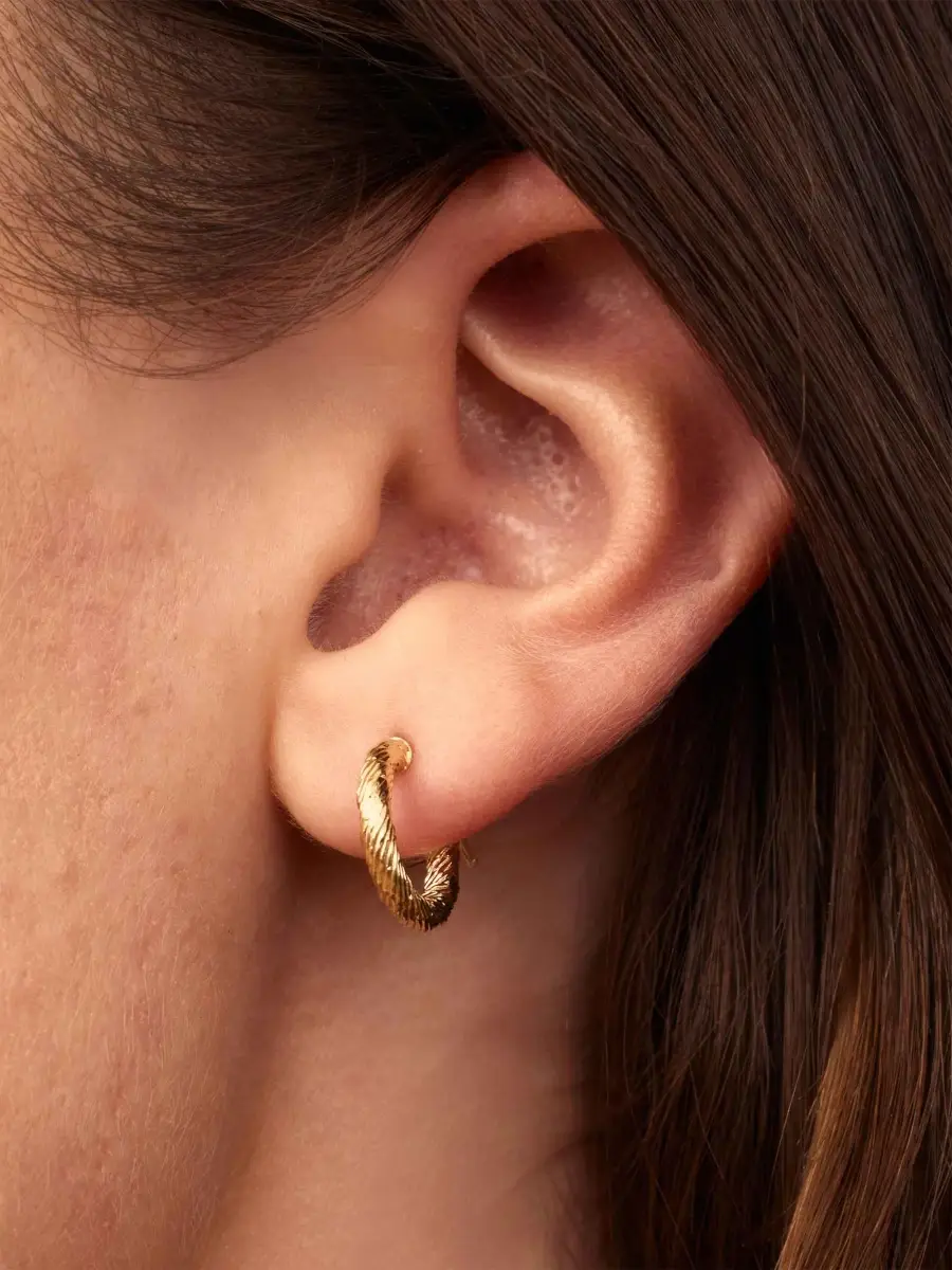 Oradina Women's 14K Yellow Gold Twist of Fate Hoops | Thumbnail 4 Oradina Women's 14K Yellow Gold Twist of Fate Hoops | Thumbnail 4