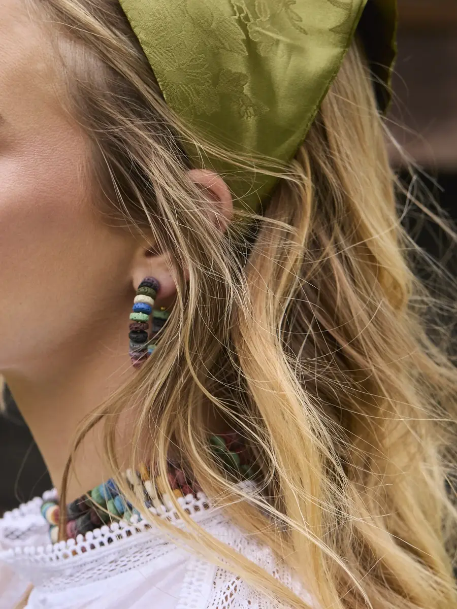 Lele Sadoughi Women's Gilded Frontier Diana Beaded Hoop Earrings | Thumbnail 4 Lele Sadoughi Women's Gilded Frontier Diana Beaded Hoop Earrings | Thumbnail 4