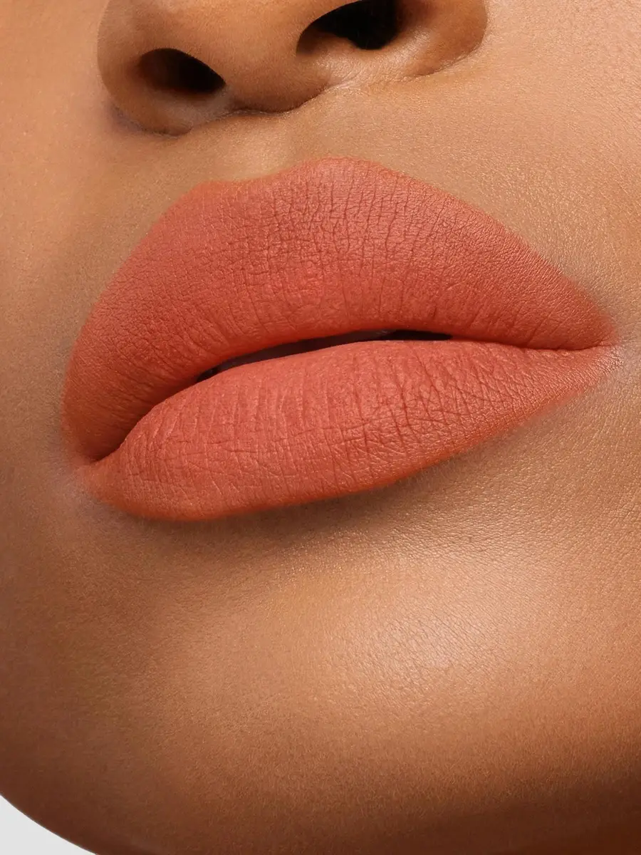 Tom Ford Liquid Lip Color | Thumbnail 4 Tom Ford Liquid Lip Color | Thumbnail 4