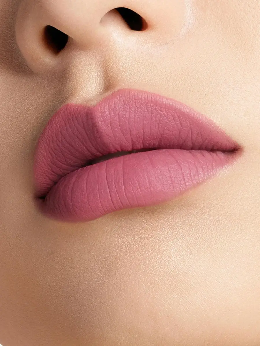 Tom Ford Liquid Lip Color | Thumbnail 2 Tom Ford Liquid Lip Color | Thumbnail 2
