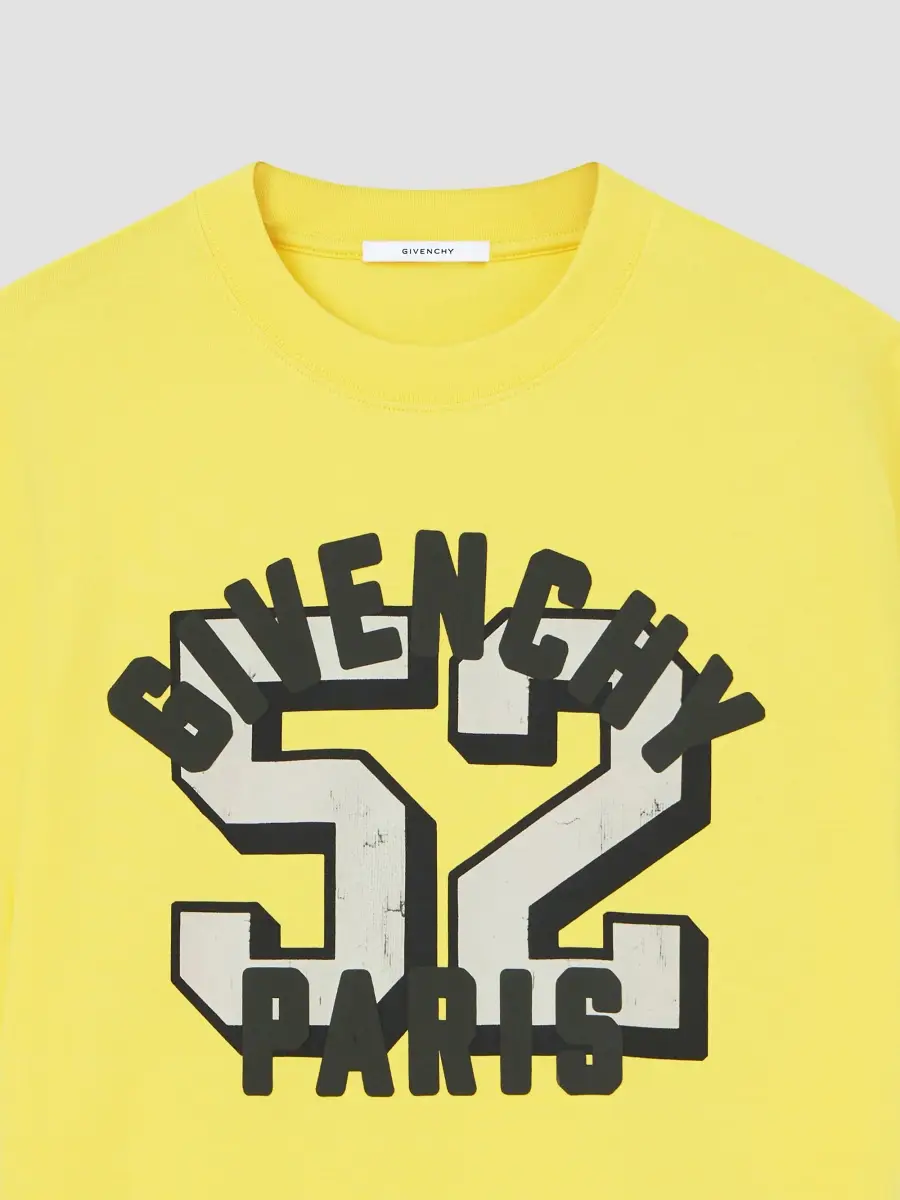 Givenchy Men's Boxy-Fit T-Shirt in Cotton with Print - Yellow | Thumbnail 3 Givenchy Men's Boxy-Fit T-Shirt in Cotton with Print - Yellow | Thumbnail 3