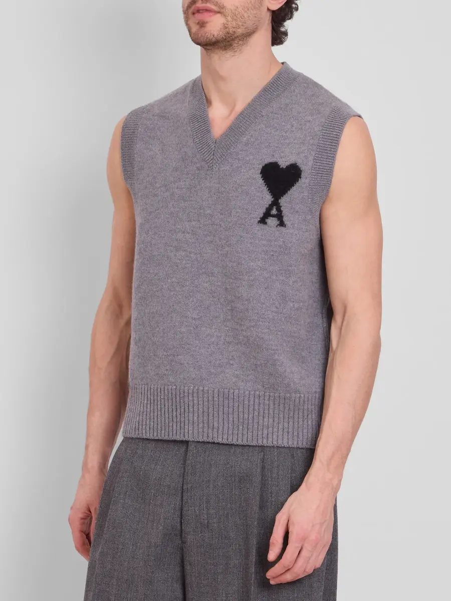 AMI PARIS Men's Quota Ami De Coeur Logo Knit Vest | Thumbnail 4 AMI PARIS Men's Quota Ami De Coeur Logo Knit Vest | Thumbnail 4