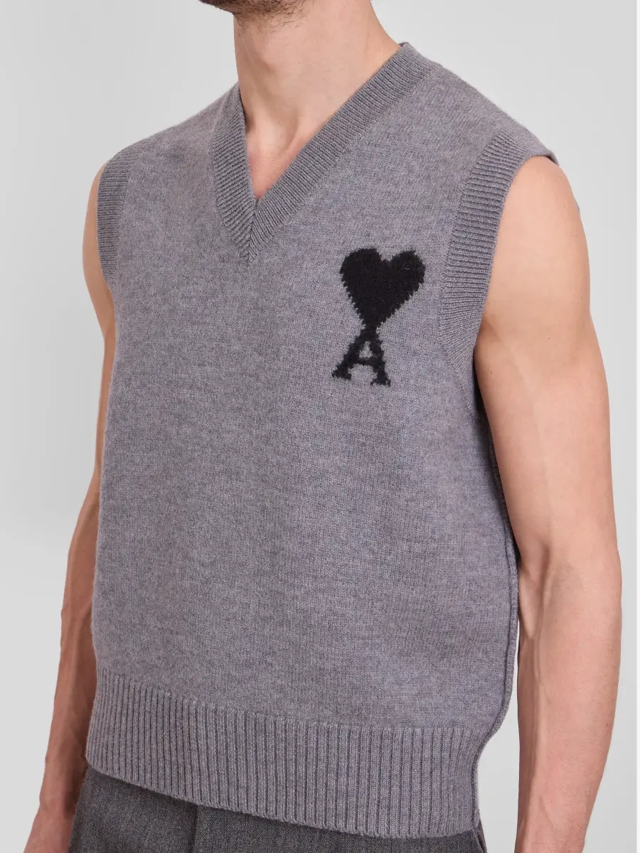 AMI PARIS Men's Quota Ami De Coeur Logo Knit Vest | Thumbnail 5 AMI PARIS Men's Quota Ami De Coeur Logo Knit Vest | Thumbnail 5