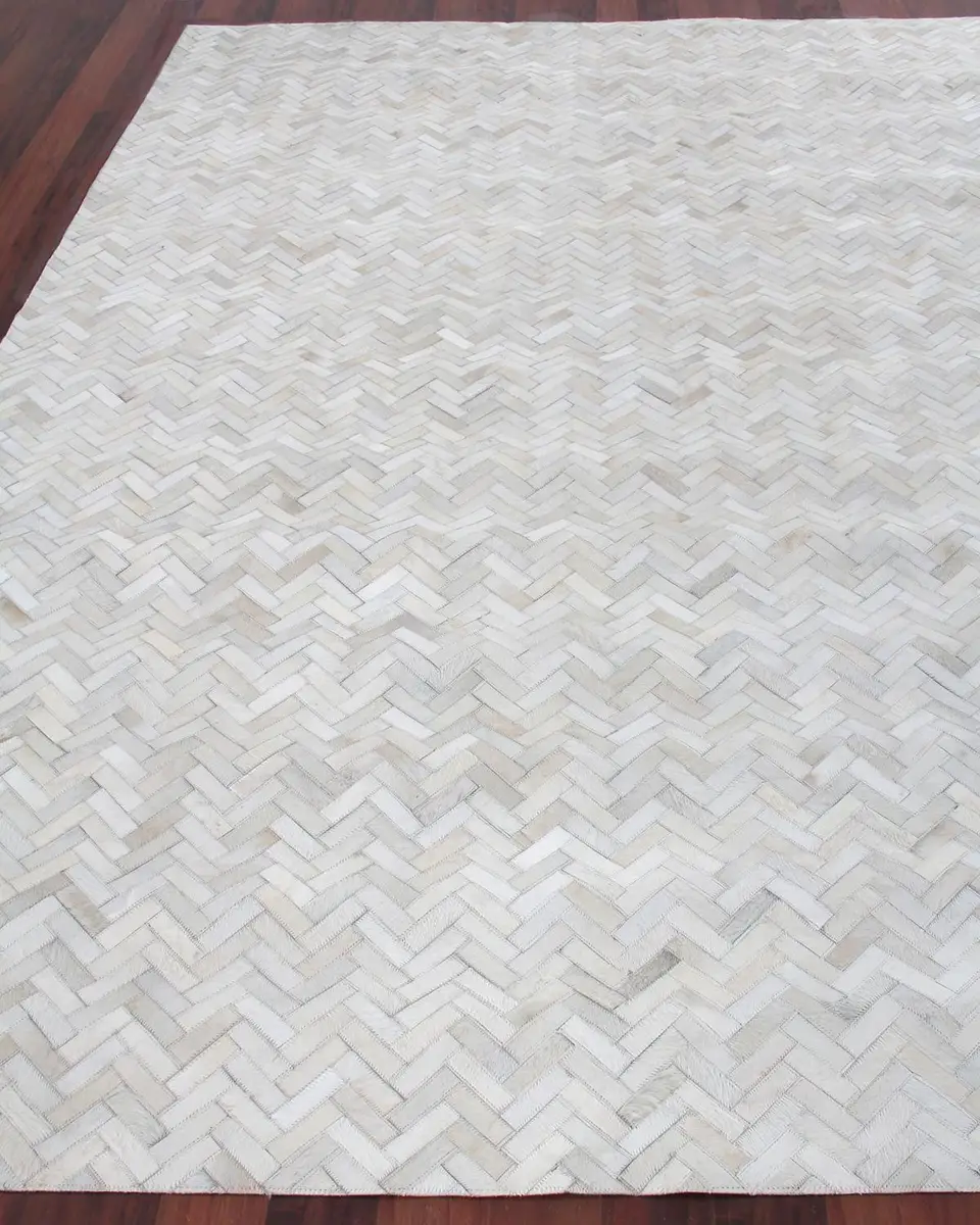 Exquisite Rugs Bregman Hand-Stitched Hair Hide Rug | Thumbnail 2