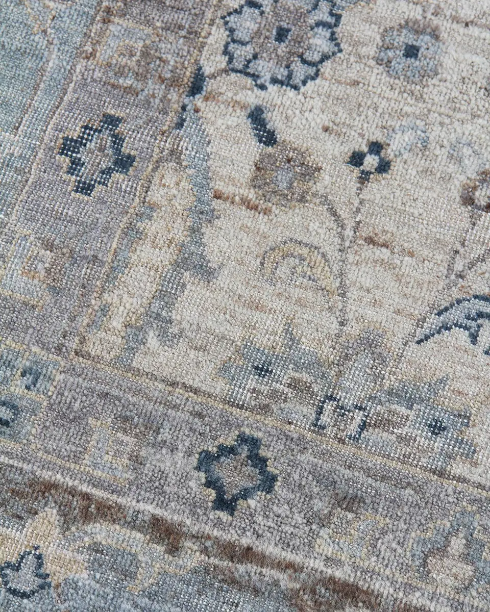 Exquisite Rugs Bethany Hand-Knotted Rug | Thumbnail 4