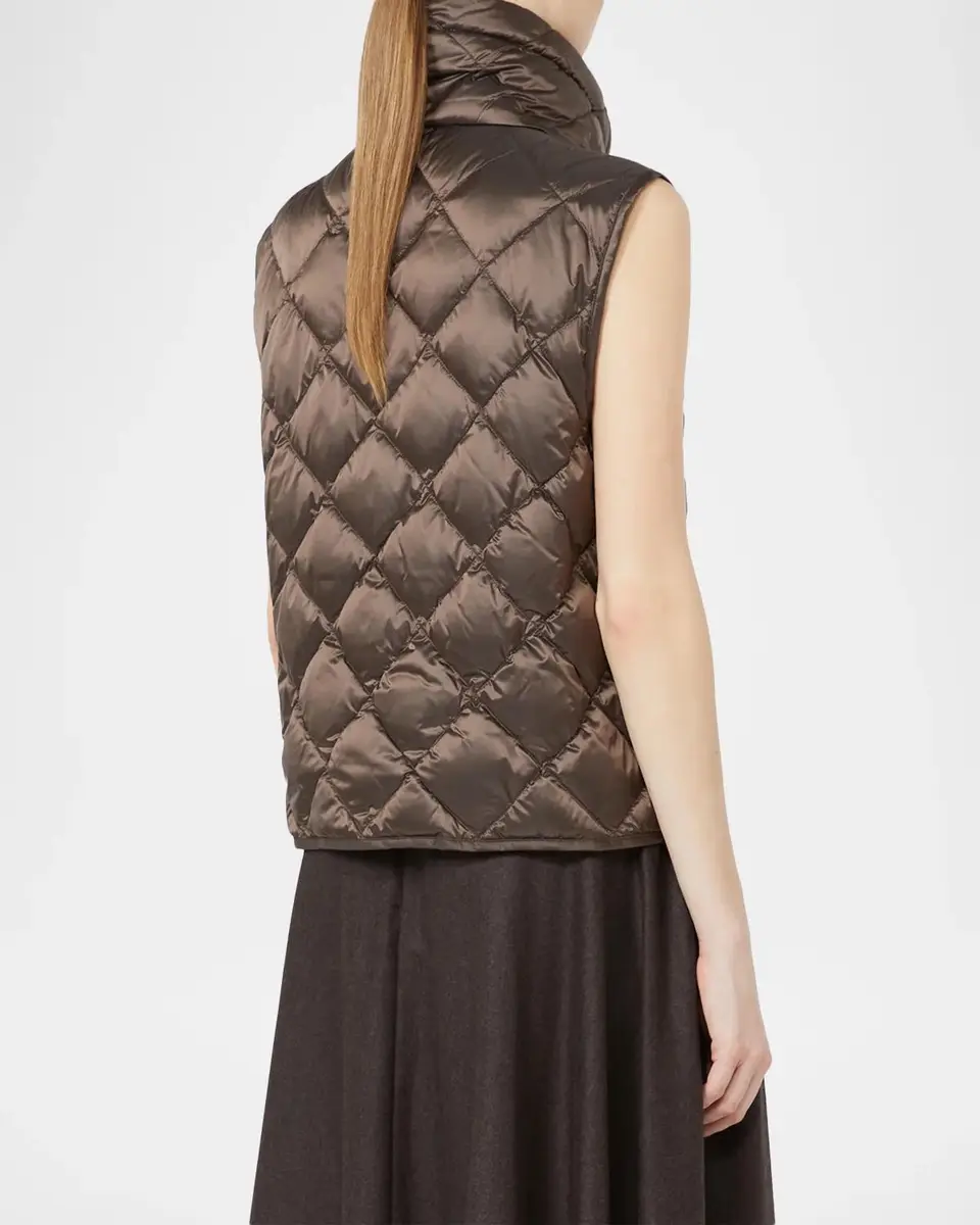 Max Mara Quilted Turtleneck Gilet | Thumbnail 2 Max Mara Quilted Turtleneck Gilet | Thumbnail 2