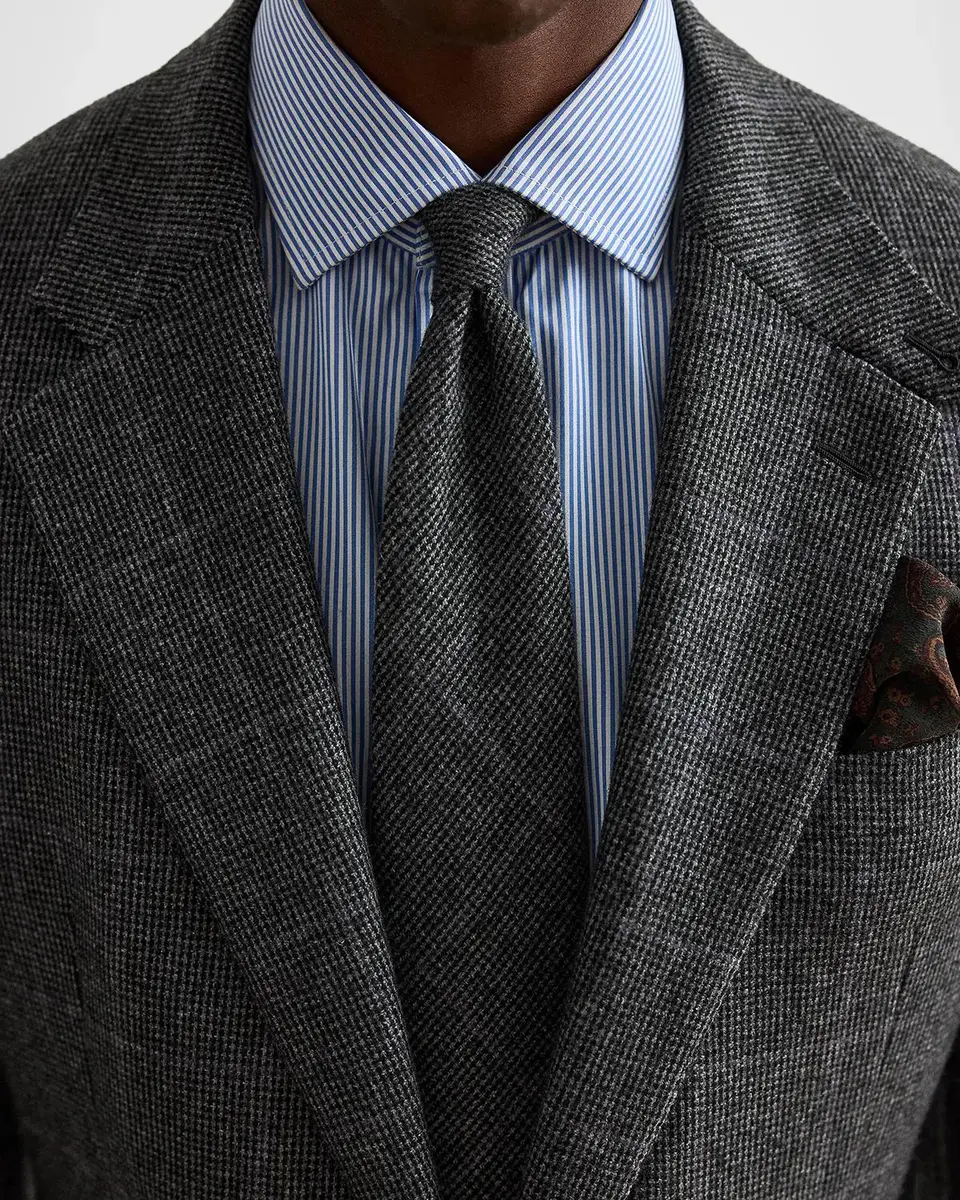 Ralph Lauren Purple Label Men's Tic-Weave Wool-Cashmere Tie | Thumbnail 4 Ralph Lauren Purple Label Men's Tic-Weave Wool-Cashmere Tie | Thumbnail 4