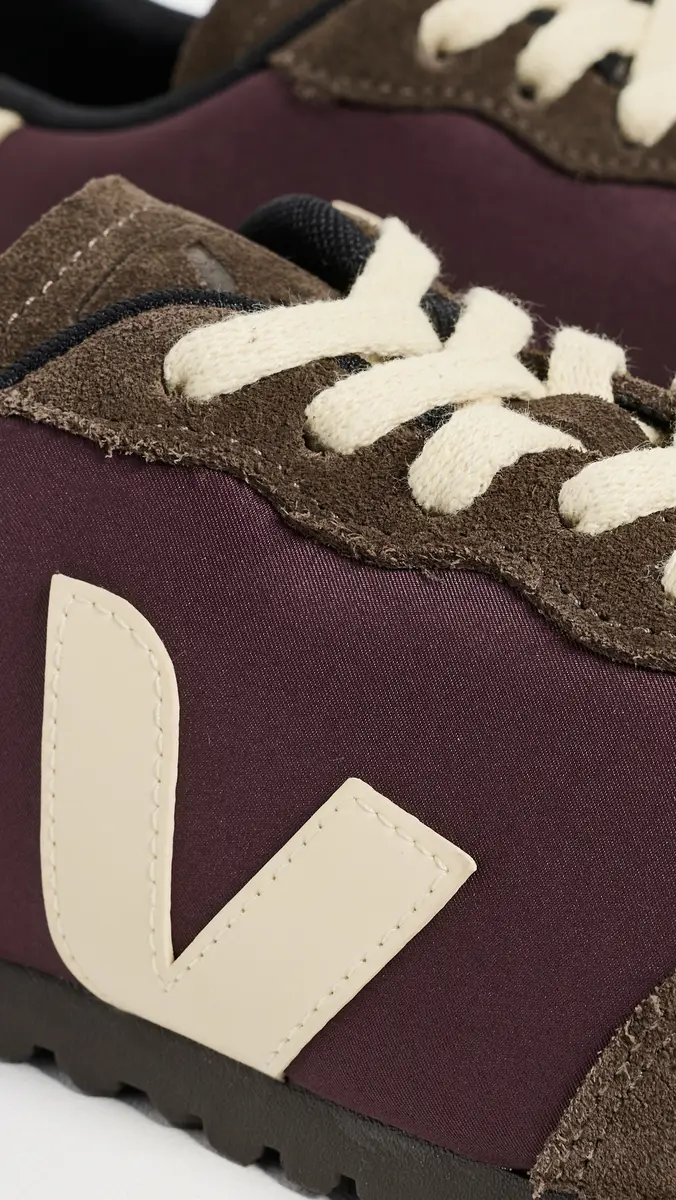 Veja GT Sneakers | Thumbnail 6