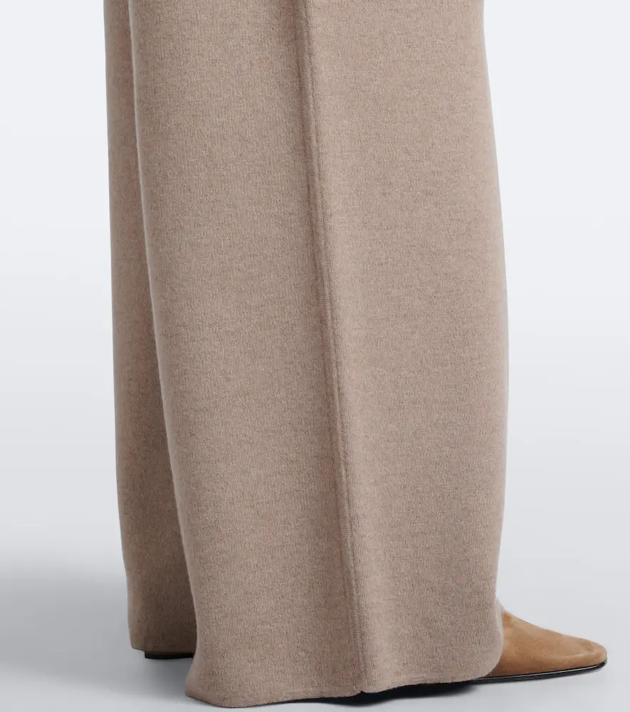 Max Mara Pleated wool and cashmere wide-leg pants | Thumbnail 3