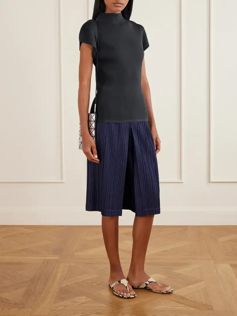 Pleats Please Issey Miyake September Plissé Shorts | Thumbnail 2 Pleats Please Issey Miyake September Plissé Shorts | Thumbnail 2