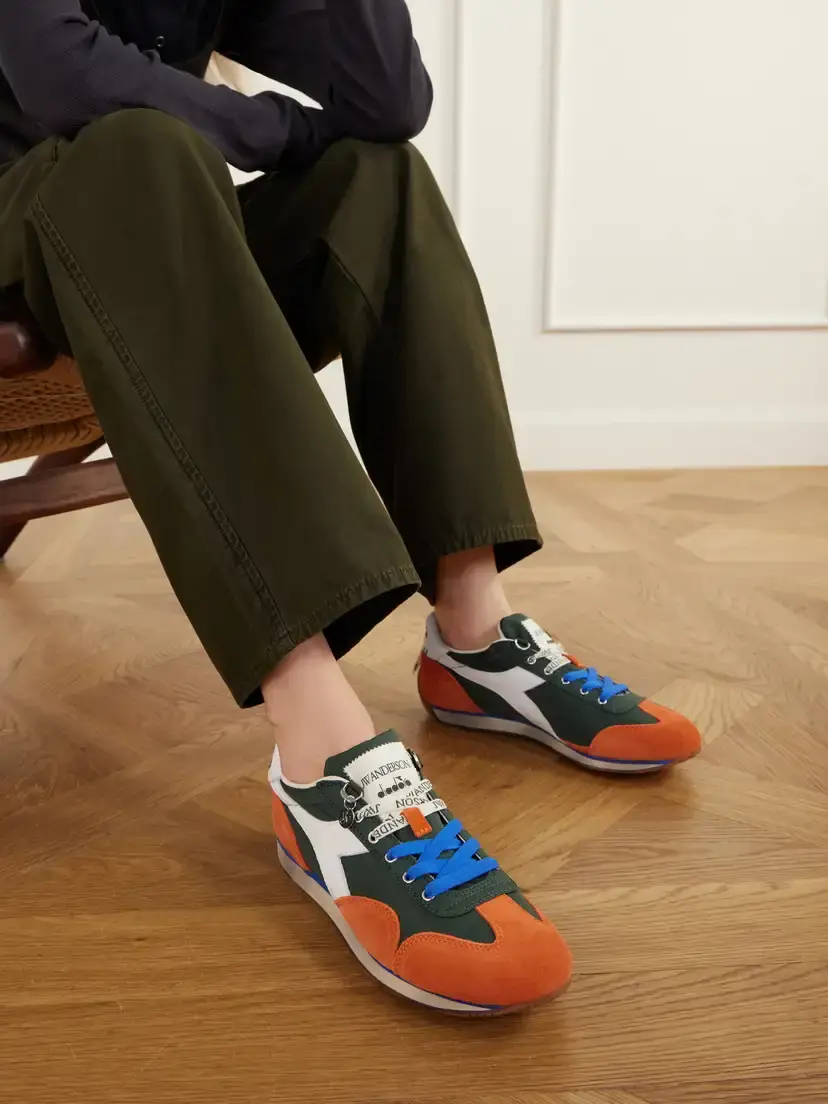 JW Anderson + Diadora Equipe Leather And Suede-trimmed Shell Sneakers | Thumbnail 2