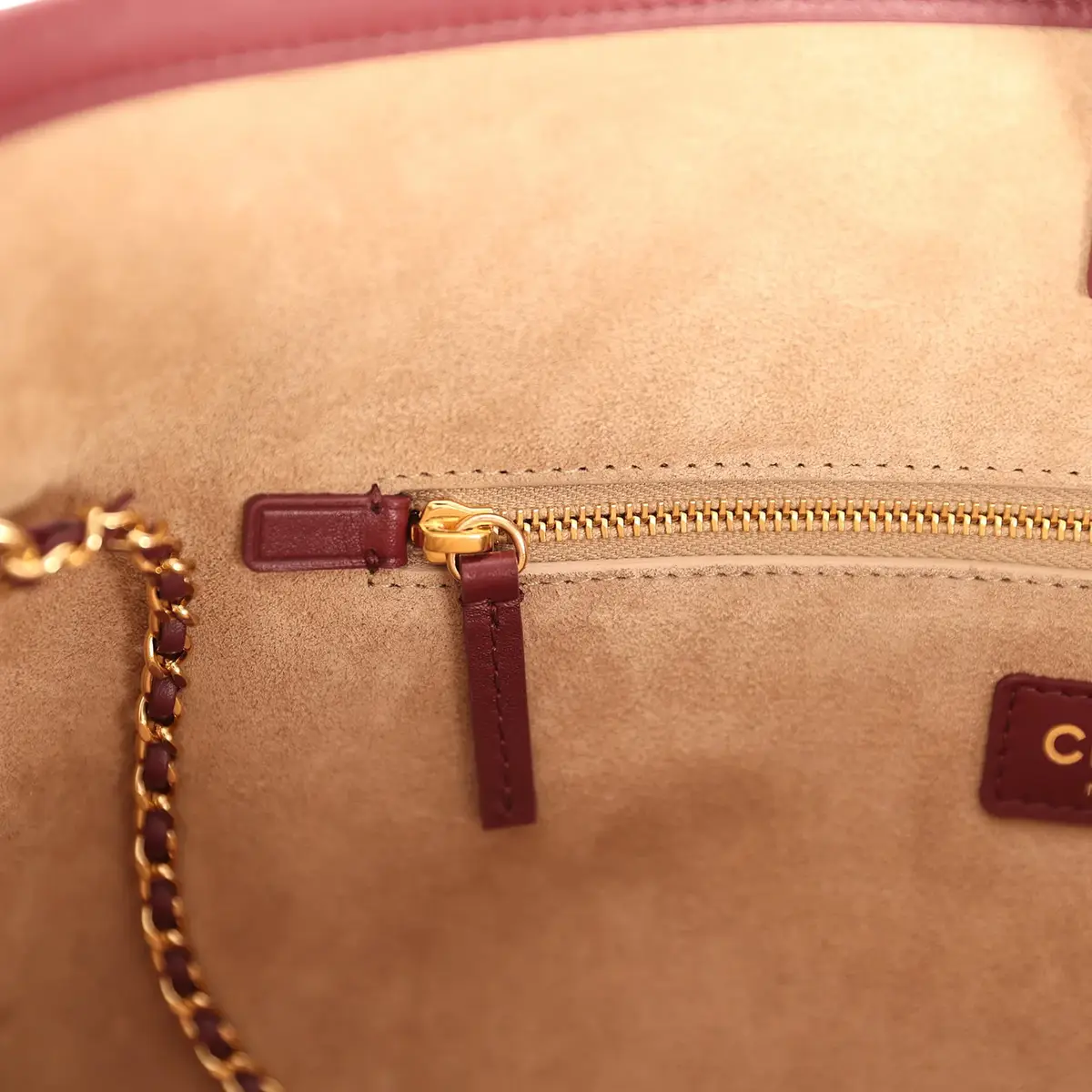 Chanel Chanel Small Cerf Shopping Bag Burgundy Calfskin Gold Hardware | Thumbnail 9