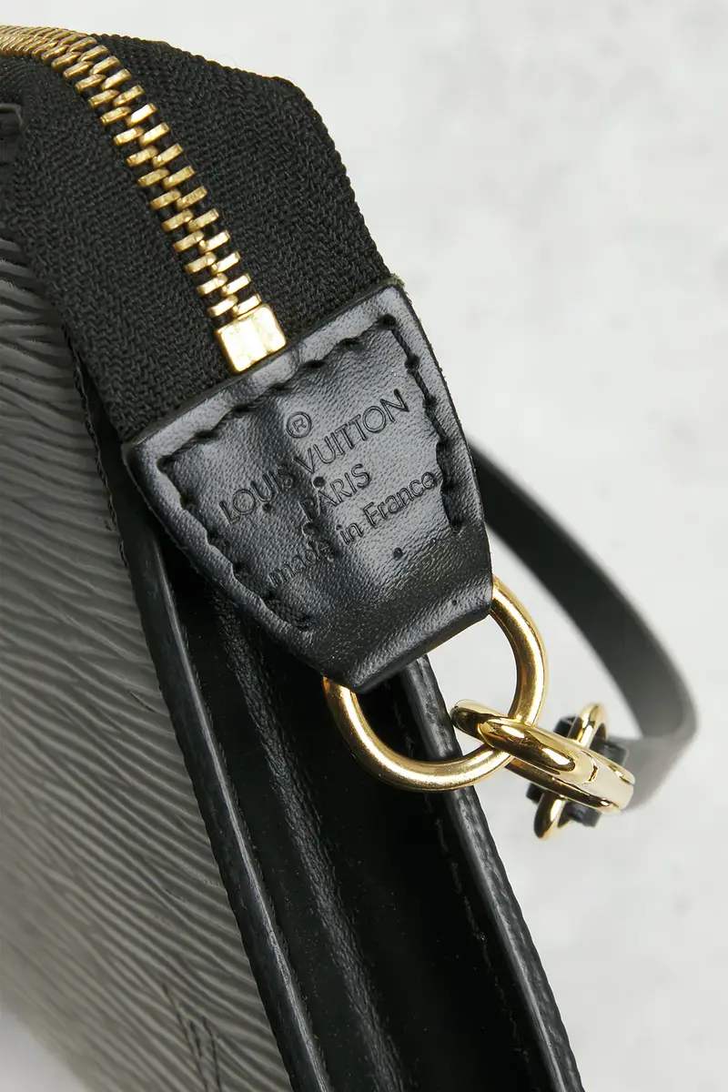 Louis Vuitton Louis Vuitton Epi Pochette Accessories 24 Shoulder Bag | Thumbnail 6 Louis Vuitton Louis Vuitton Epi Pochette Accessories 24 Shoulder Bag | Thumbnail 6