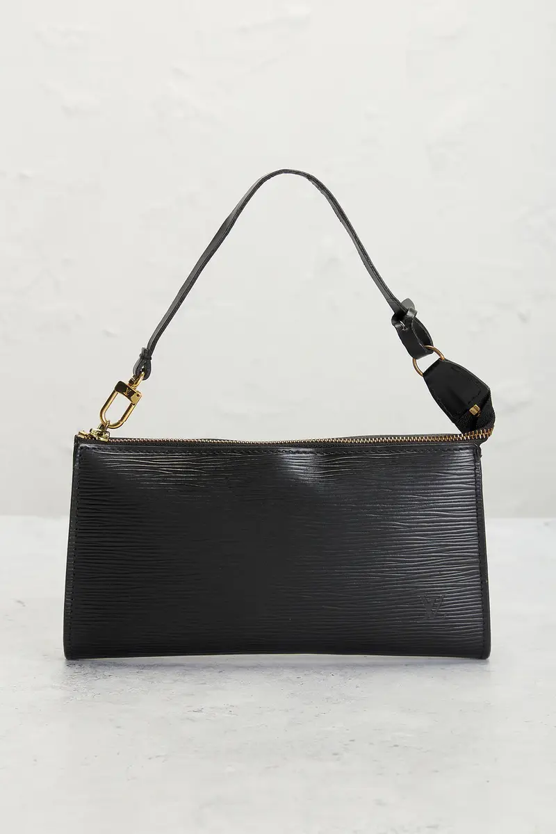 Louis Vuitton Louis Vuitton Epi Pochette Accessoires 21 Shoulder Bag | Thumbnail 2 Louis Vuitton Louis Vuitton Epi Pochette Accessoires 21 Shoulder Bag | Thumbnail 2