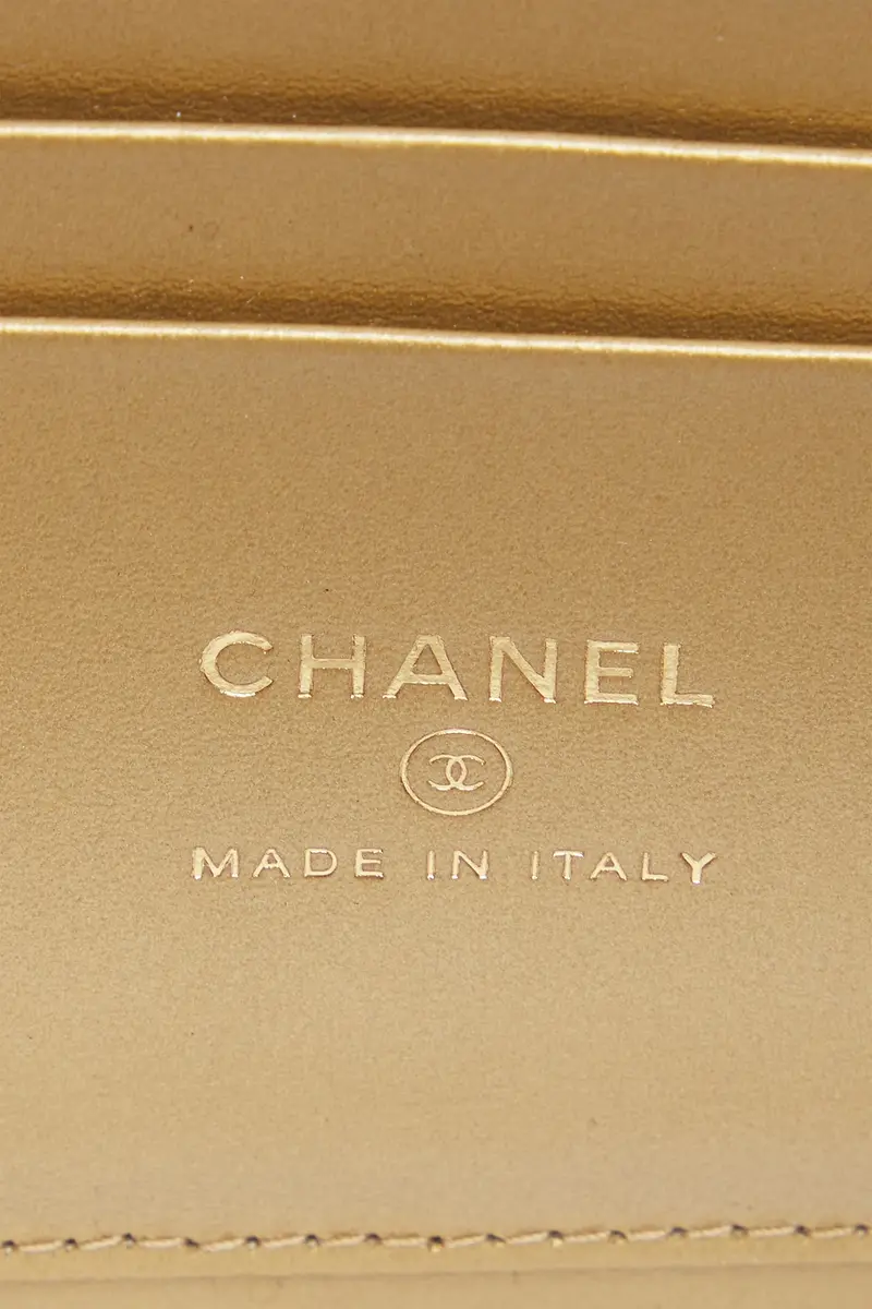 Chanel Chanel Calfskin Small Pearl Crush Vanity Case | Thumbnail 5 Chanel Chanel Calfskin Small Pearl Crush Vanity Case | Thumbnail 5