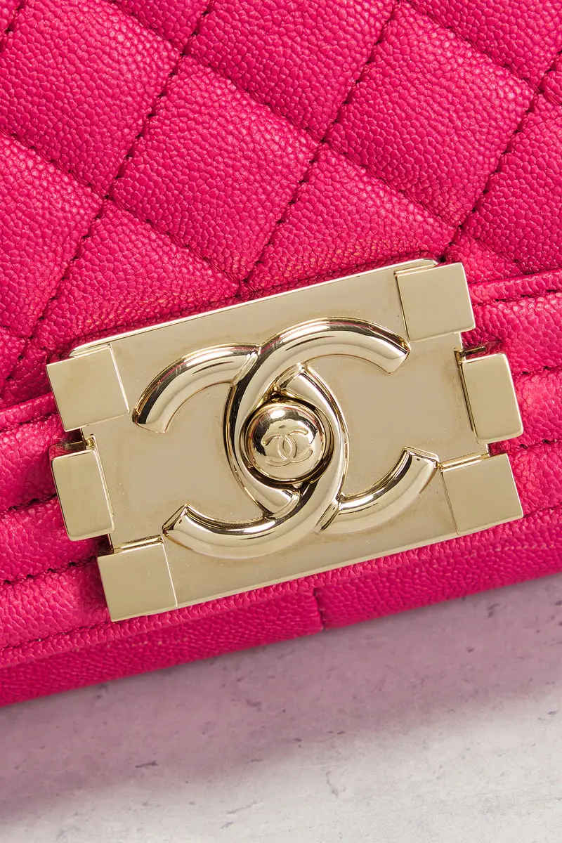 Chanel Chanel Caviar Medium Boy Bag | Thumbnail 6 Chanel Chanel Caviar Medium Boy Bag | Thumbnail 6