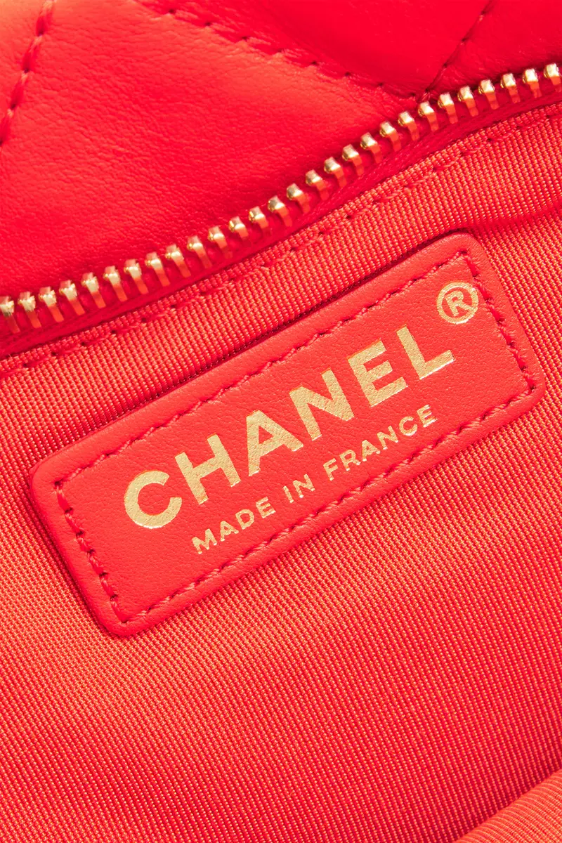 Chanel Chanel Lambskin Clutch | Thumbnail 5 Chanel Chanel Lambskin Clutch | Thumbnail 5