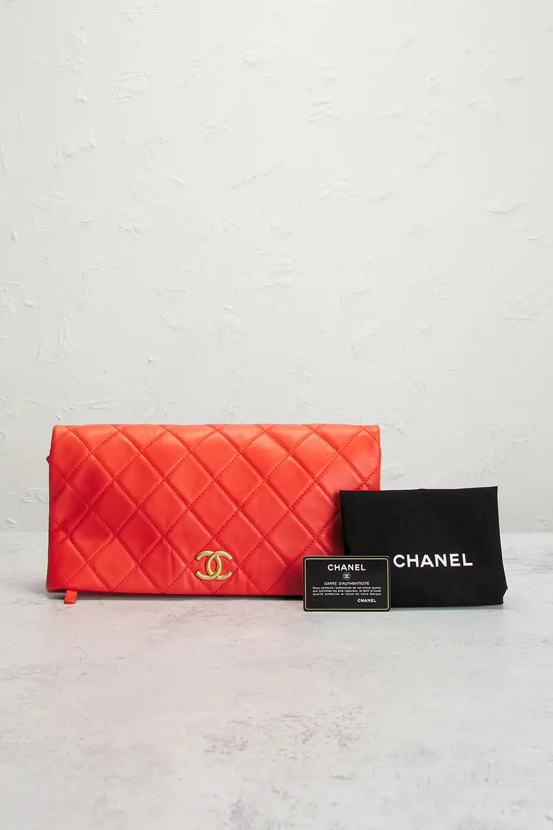 Chanel Chanel Lambskin Clutch | Thumbnail 9 Chanel Chanel Lambskin Clutch | Thumbnail 9