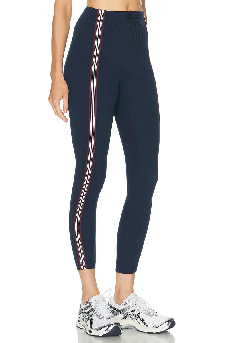 lululemon Groove High Rise 25 Legging | Thumbnail 2