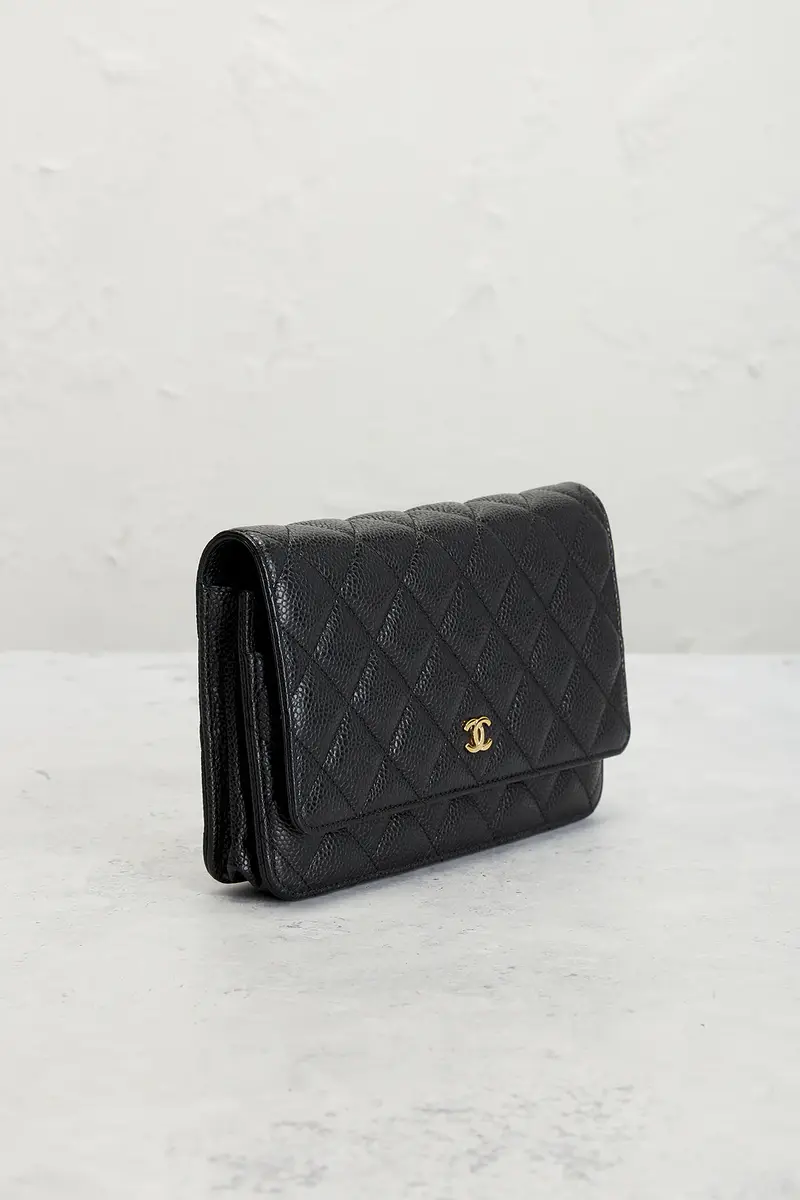 Chanel Chanel Caviar Classic Wallet On Chain | Thumbnail 4 Chanel Chanel Caviar Classic Wallet On Chain | Thumbnail 4