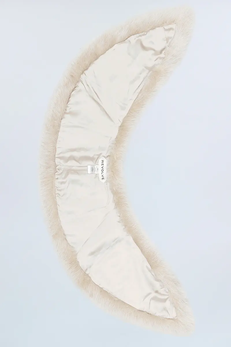 REVOLVE LOS ANGELES Elyonne Faux Fur Shawl | Thumbnail 3