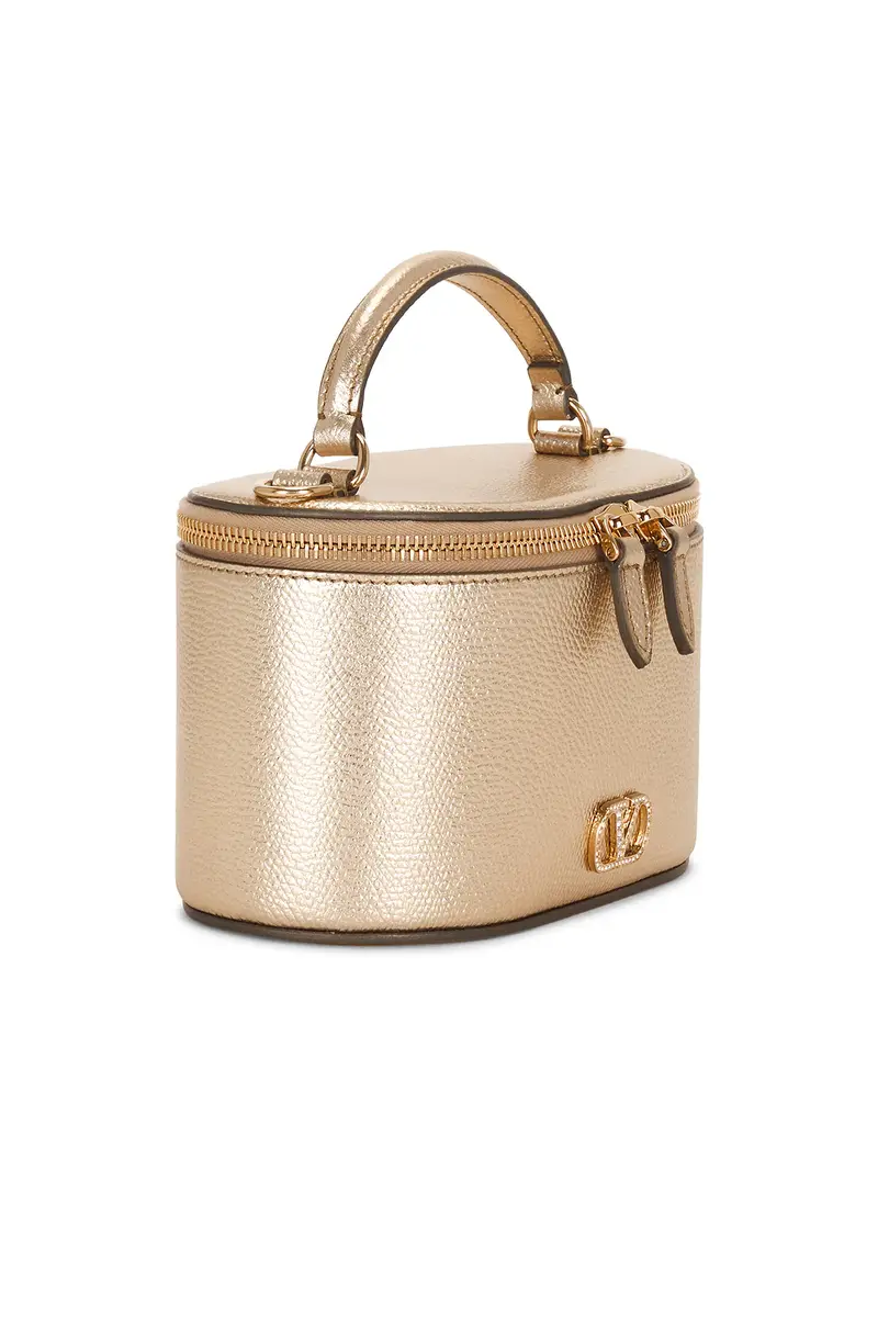 Valentino Garavani Vlogo Signature Vanity Case | Thumbnail 4 Valentino Garavani Vlogo Signature Vanity Case | Thumbnail 4