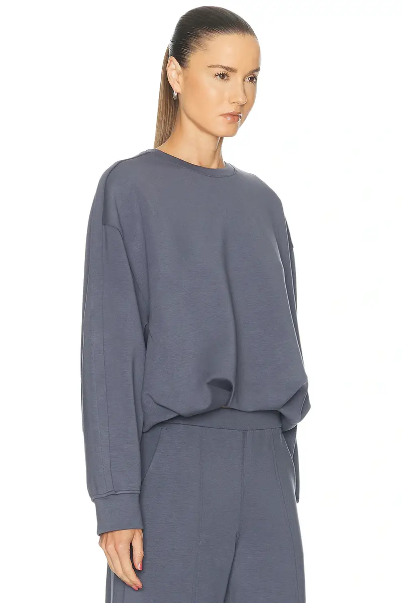 lululemon LuxeTouch Oversized Crewneck Sweatshirt | Thumbnail 2 lululemon LuxeTouch Oversized Crewneck Sweatshirt | Thumbnail 2