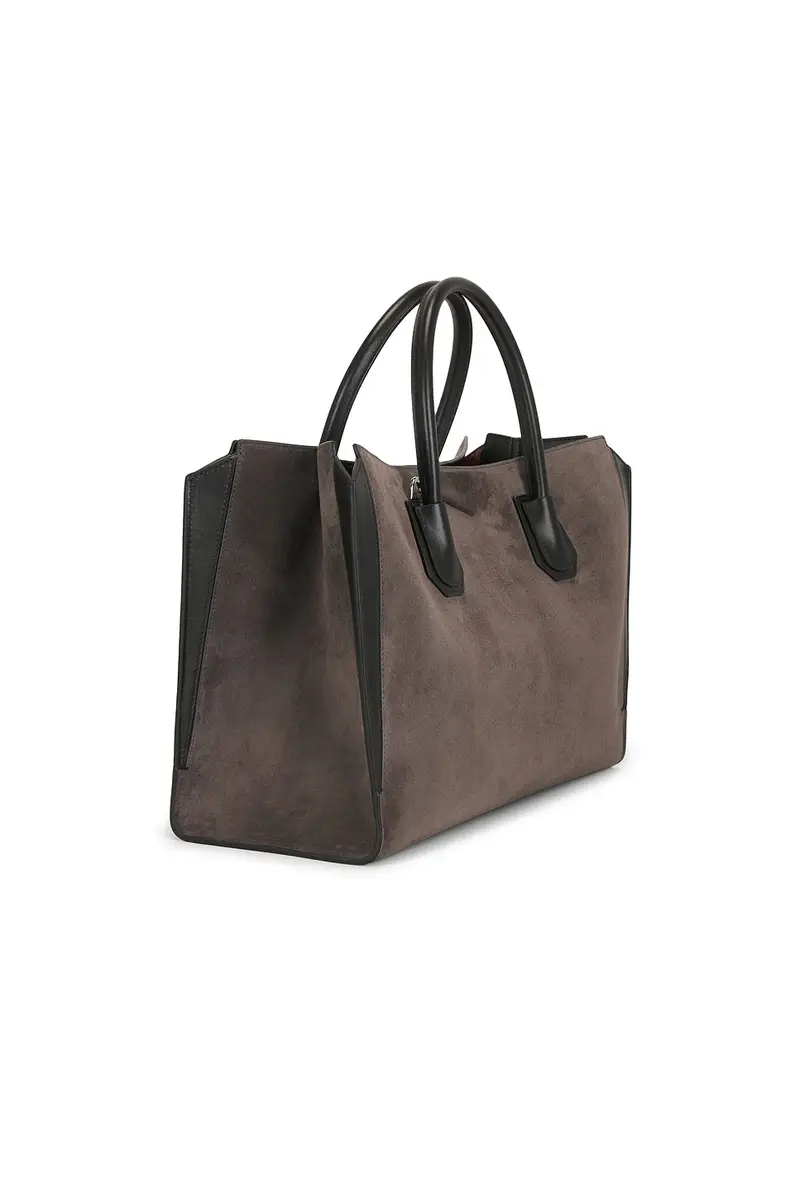 Givenchy Antigona Catchall Medium Bag | Thumbnail 3 Givenchy Antigona Catchall Medium Bag | Thumbnail 3