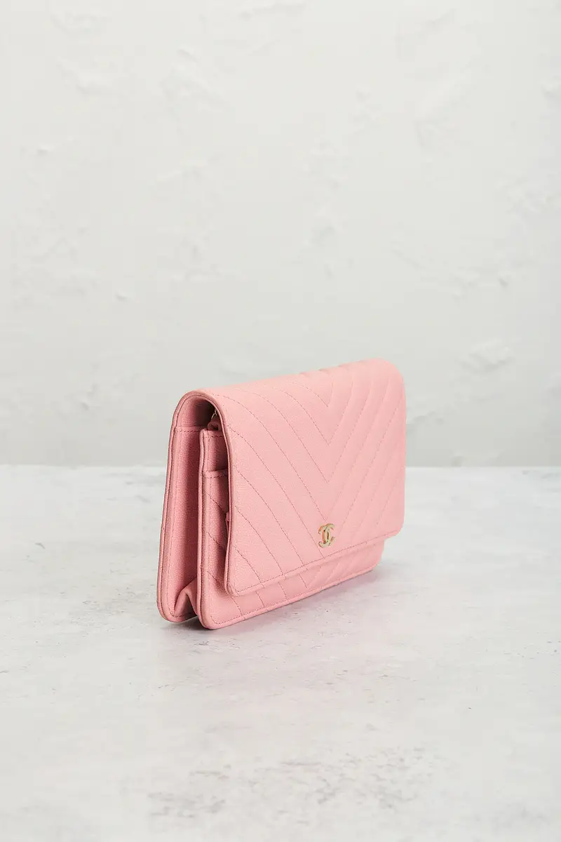 Chanel Chanel Calfskin Classic Wallet On Chain | Thumbnail 4