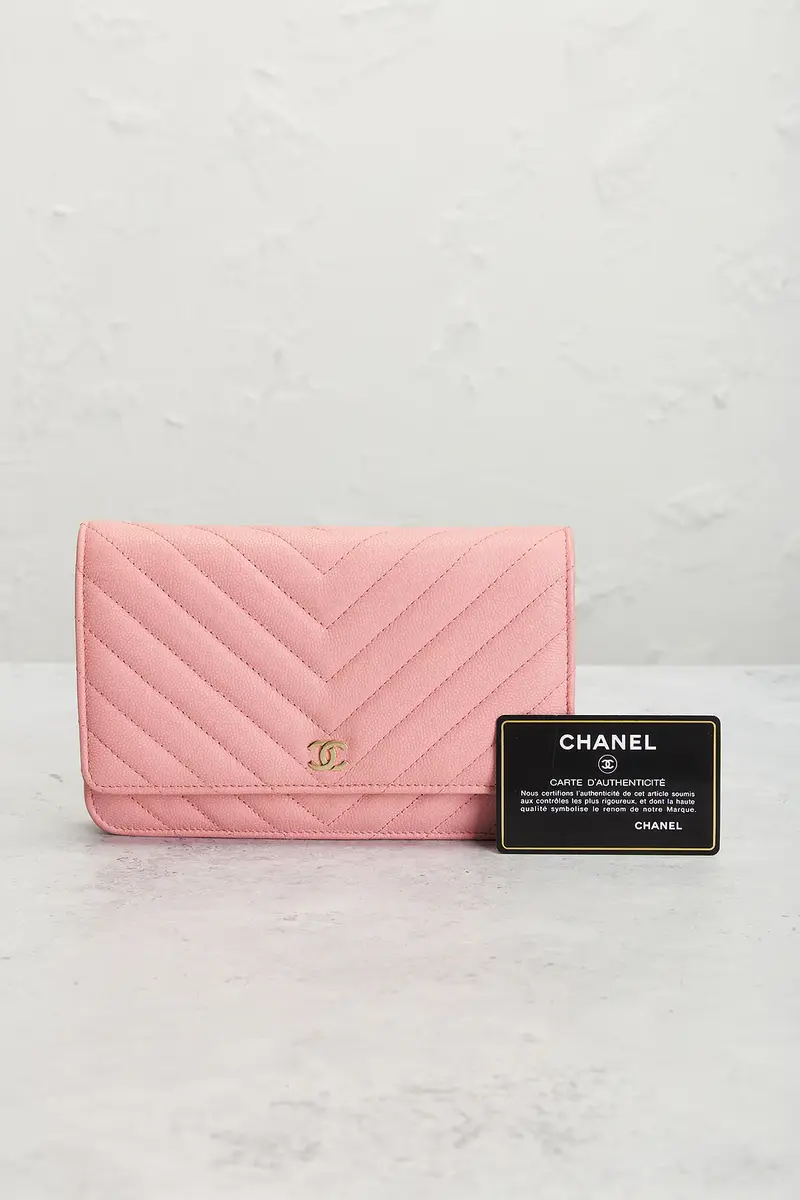 Chanel Chanel Calfskin Classic Wallet On Chain | Thumbnail 9