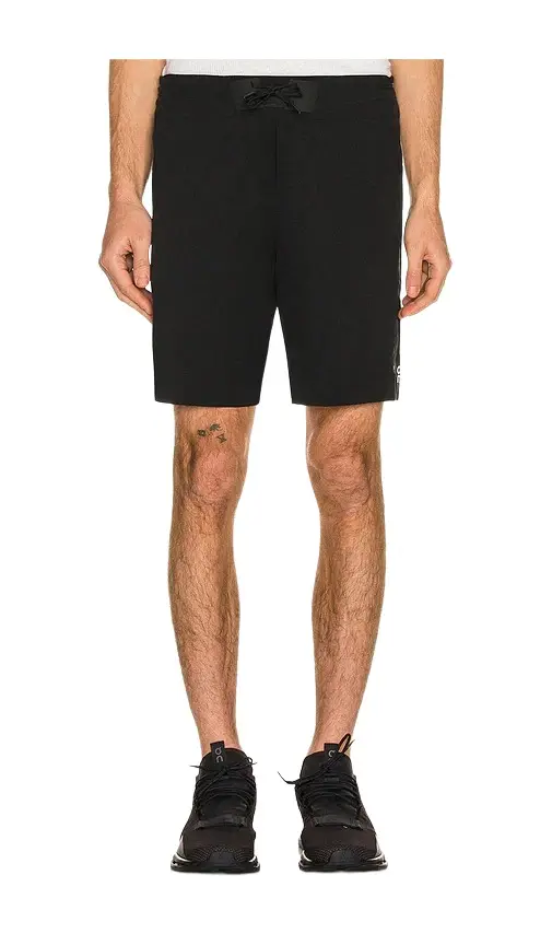 ON Hybrid Shorts
