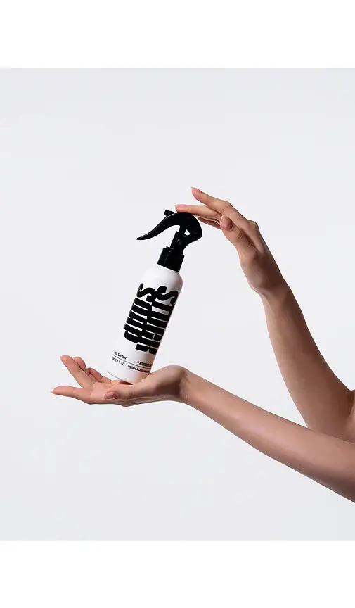 STUCK SOAP Blush Garden Dog Leave-In Conditioning Spray | Thumbnail 2