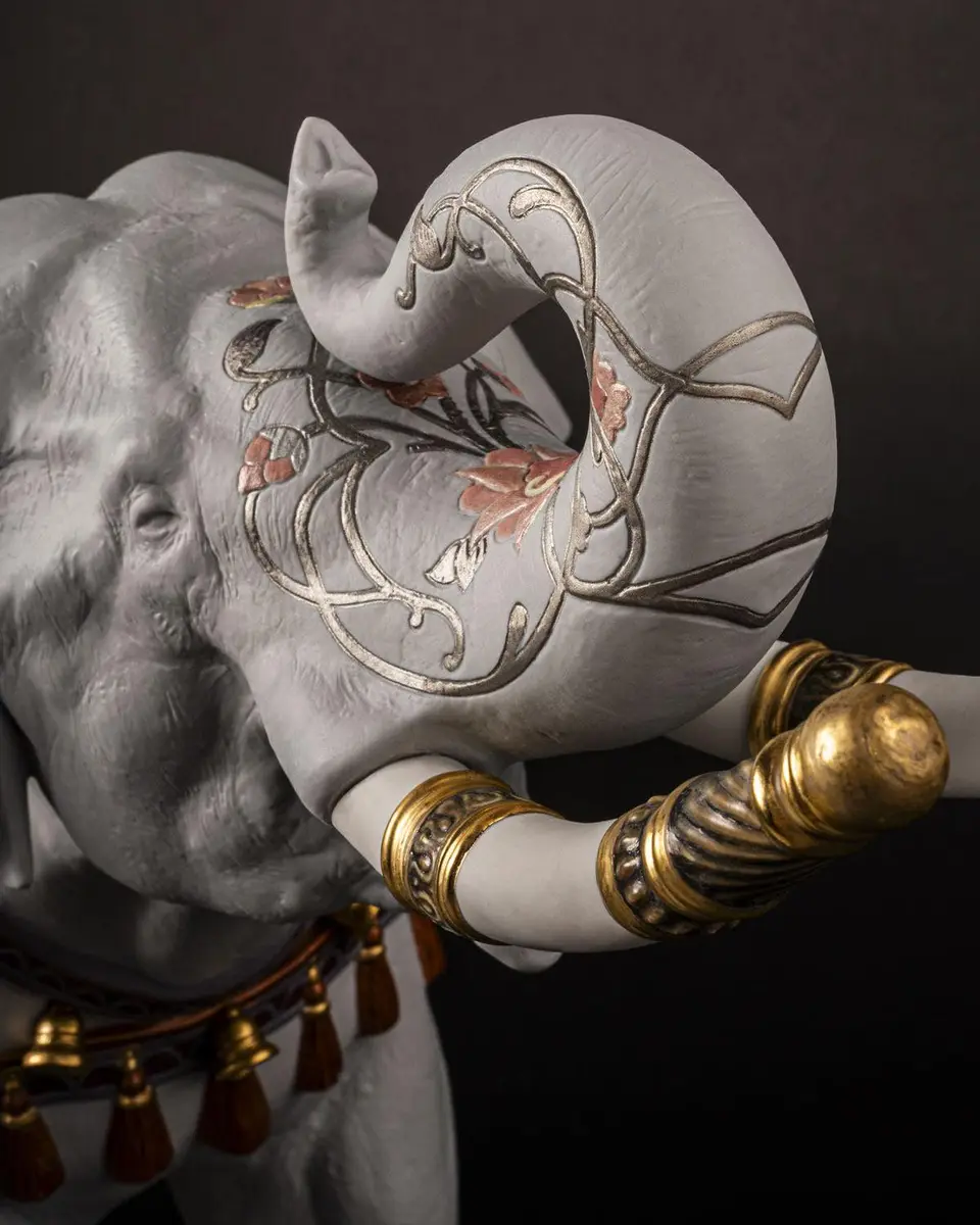 Lladro Limited Edition Oriens Elephant Sculpture | Thumbnail 9 Lladro Limited Edition Oriens Elephant Sculpture | Thumbnail 9