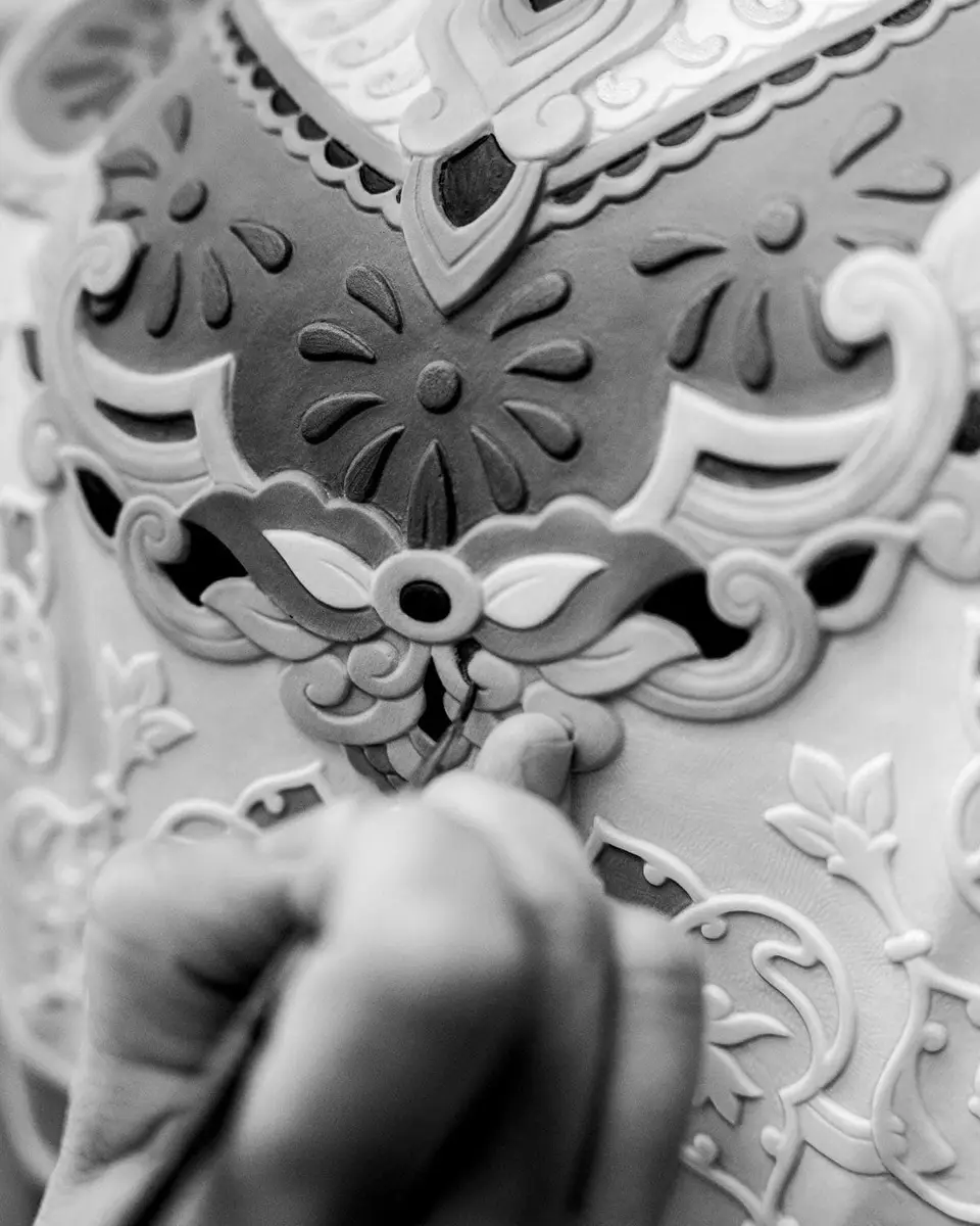 Lladro Limited Edition Oriens Elephant Sculpture | Thumbnail 10 Lladro Limited Edition Oriens Elephant Sculpture | Thumbnail 10