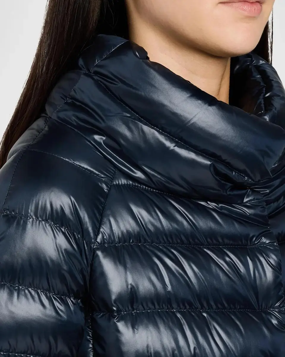 HERNO Iconico Piumino Sofia Water-Resistant Nylon Ultralight Puffer Jacket | Thumbnail 5 HERNO Iconico Piumino Sofia Water-Resistant Nylon Ultralight Puffer Jacket | Thumbnail 5