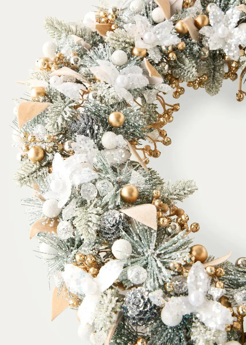Salzburg Creations Winter Wonderland 20" Wreath | Thumbnail 2