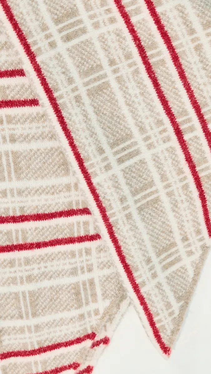 LE BOP Plaid Triangle Scarf | Thumbnail 6 LE BOP Plaid Triangle Scarf | Thumbnail 6