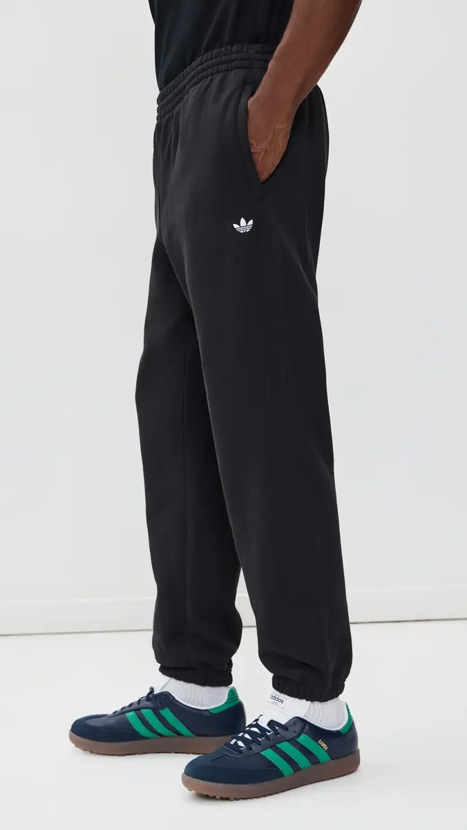 Adidas Trefoil Essentials Pants | Thumbnail 4