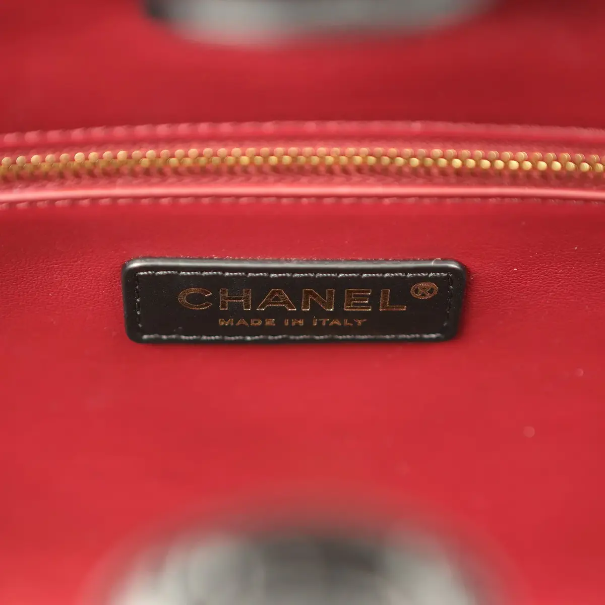 Chanel Chanel Small Cerf Shopping Bag Black Croc Embossed Calfskin Gold Hardware | Thumbnail 8 Chanel Chanel Small Cerf Shopping Bag Black Croc Embossed Calfskin Gold Hardware | Thumbnail 8